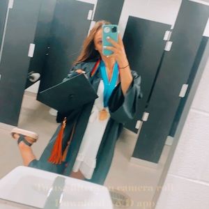 Meet your Posher, Allyson